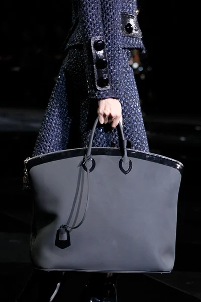 Look 41
